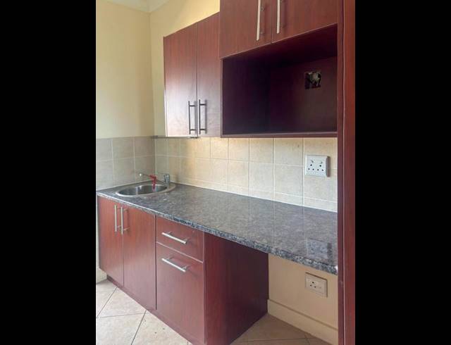 0 BEDROOM APARTMENT FOR SALE IN ROCKLANDS